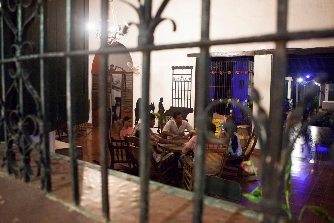 Cafe Mompox - Colonial House Apartment Екстериор снимка